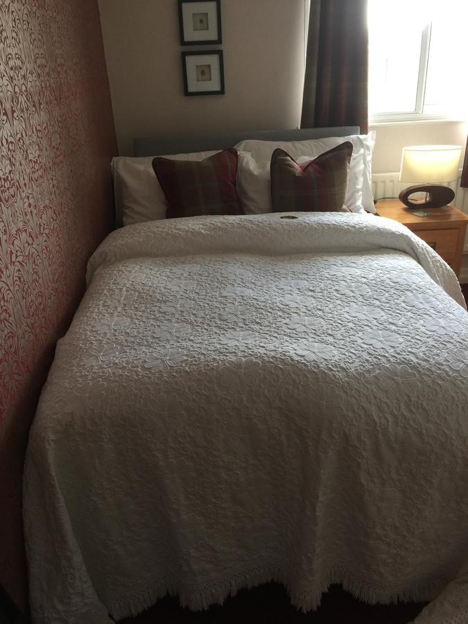 أذرستوون The Chestnuts Guest House المظهر الخارجي الصورة